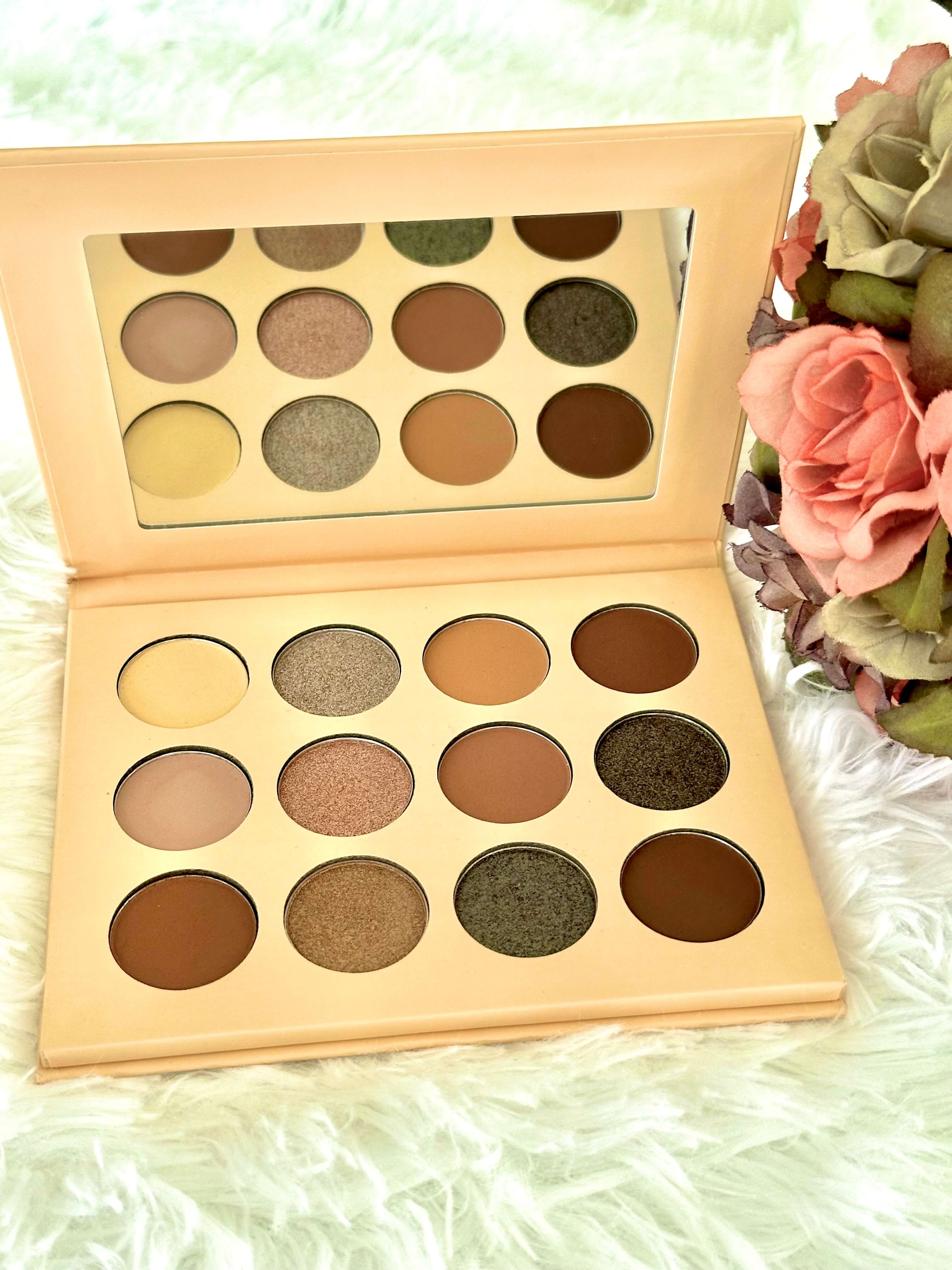 Nude Nouveau Eyeshadow Palette 12 shades