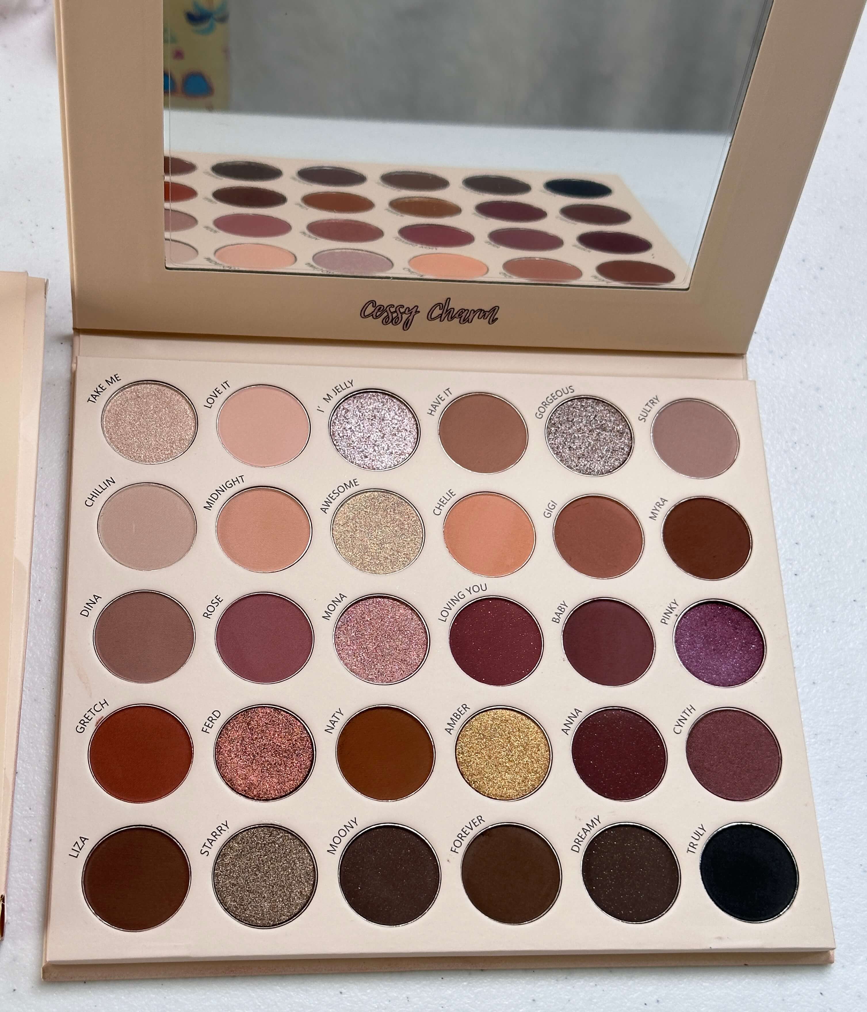 Neutral Tone Eyeshadow Palette